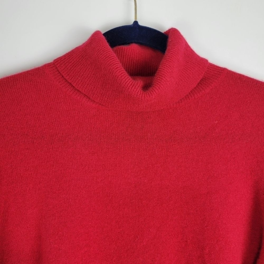 NWT C by Bloomingdales 100% 2-Ply Cashmere Turtleneck Sweater Scarlet Size L - Picture 7 of 12